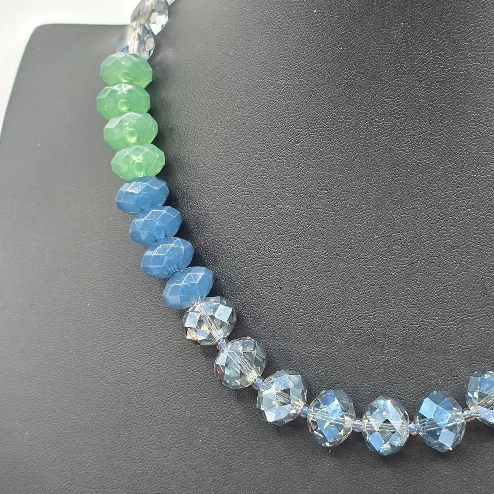Chunky Beaded Necklace Blue Green Crystal Faceted Beads Gold Clasp Fashion Jewel